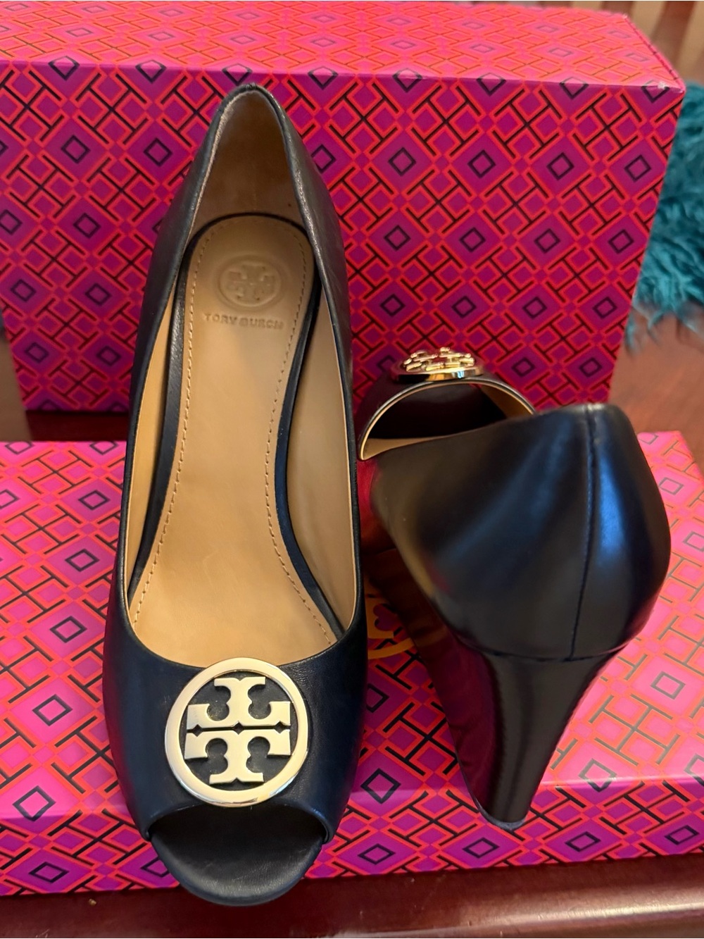 Tory Burch Black Leather Wedge Pumps with Gold Logo - Picture 2 of 5